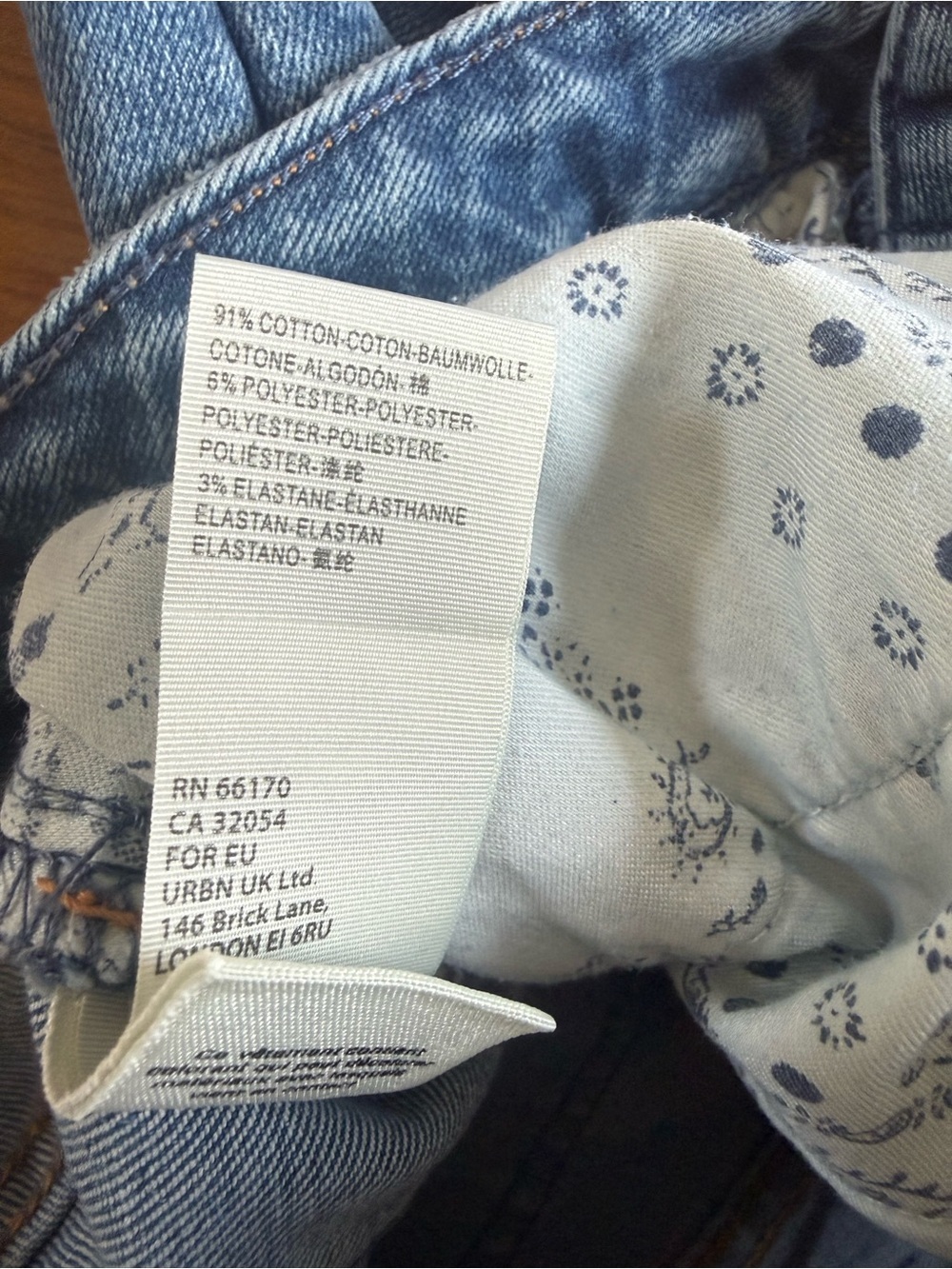 We The Free High Rise CRVY Distressed Denim Shorts Medium Blue Size 27 - Picture 7 of 7